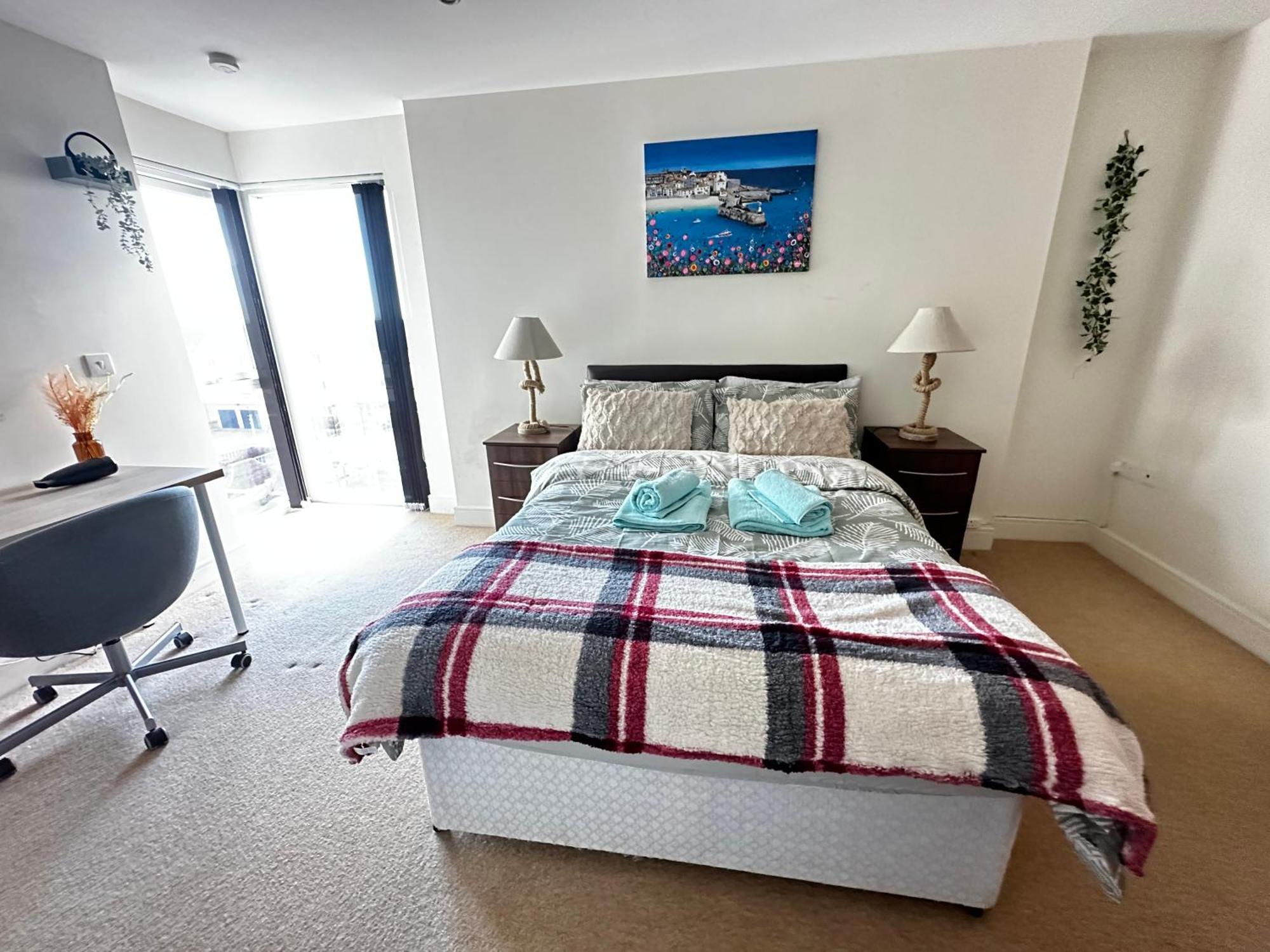 Coastline Apt Nearby The Beach Swansea Exterior photo