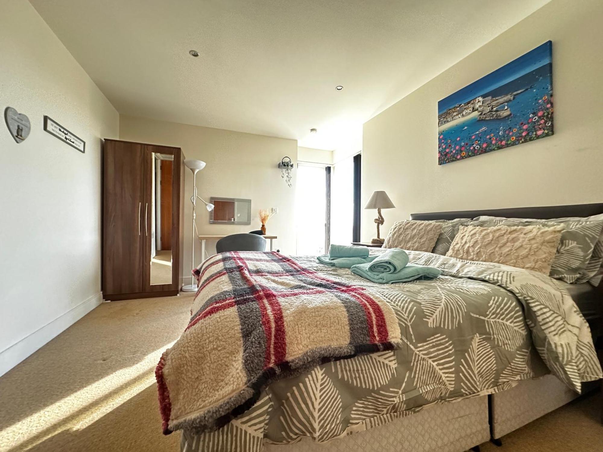 Coastline Apt Nearby The Beach Swansea Exterior photo